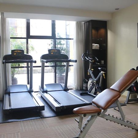 The B Hotel Alabang Muntinlupa City Zewnętrze zdjęcie
