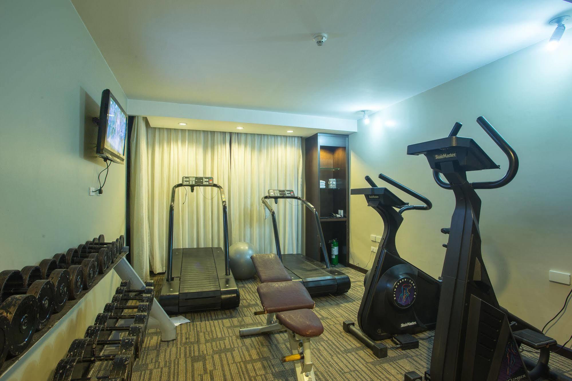 The B Hotel Alabang Muntinlupa City Zewnętrze zdjęcie